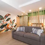 Enjoy Room- Appartamento Con Parcheggio Gratuito E Colazione Deliziosa !