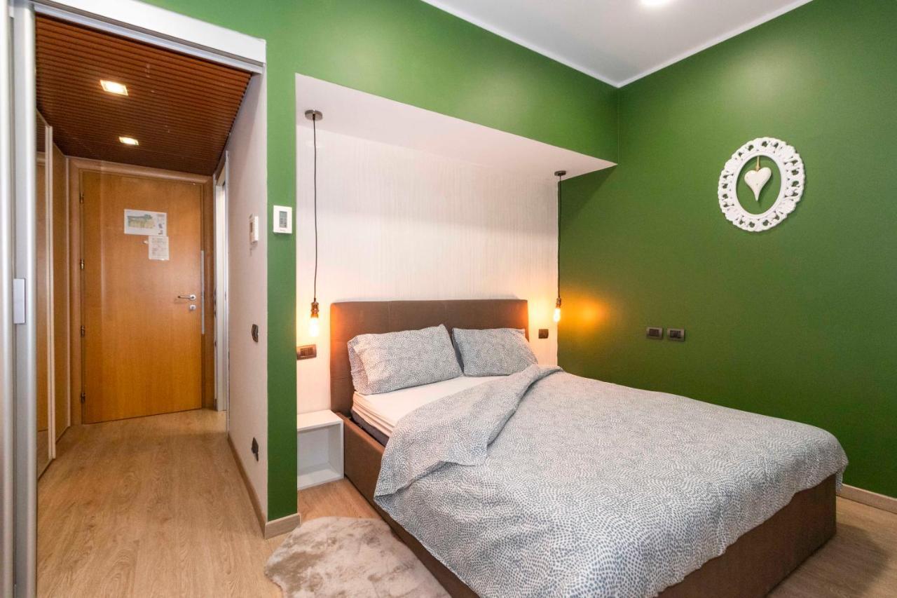 Enjoy Room- Con Parcheggio Gratuito E Colazione Deliziosa ! * Turín